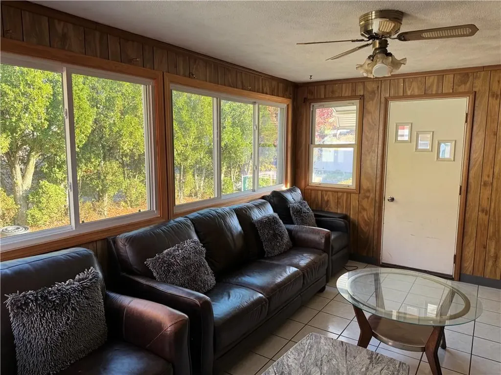 12 Devon Street Providence RI 02904