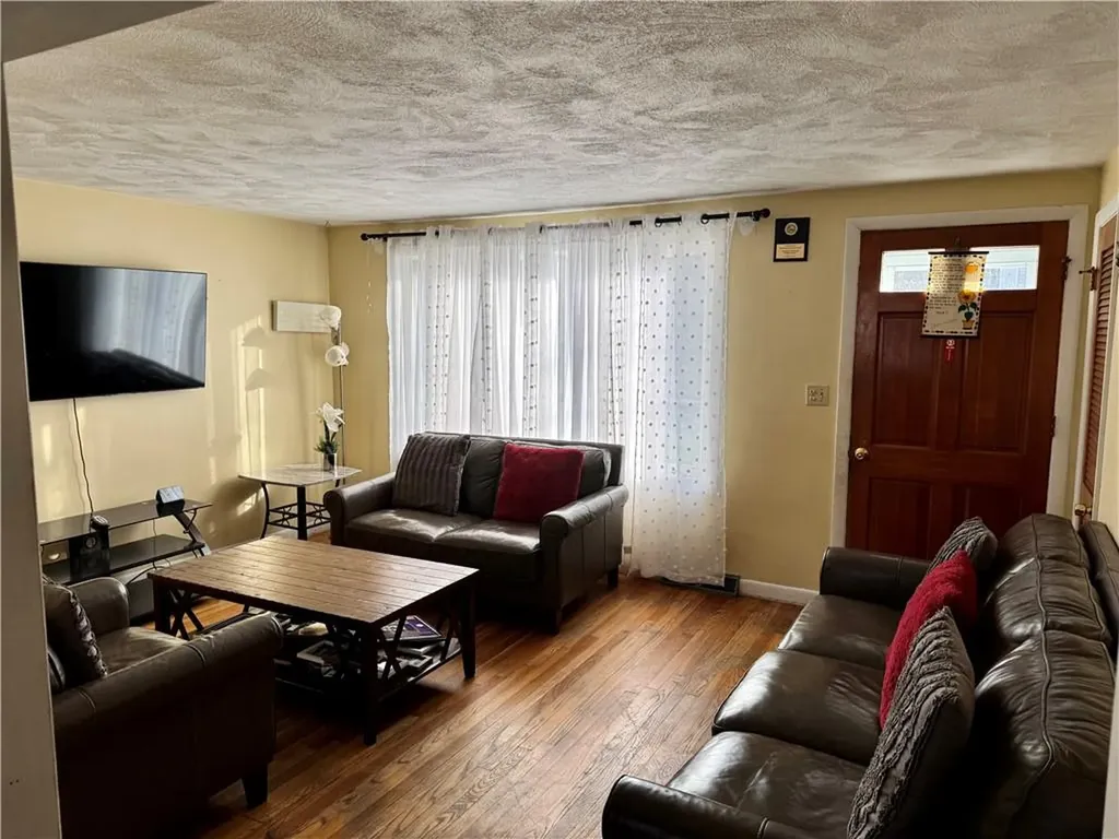 12 Devon Street Providence RI 02904