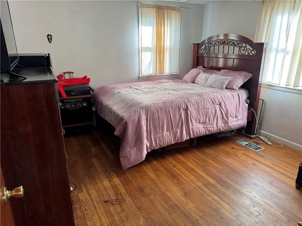 12 Devon Street Providence RI 02904