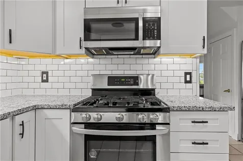 35 Hambly Road Tiverton RI 02878