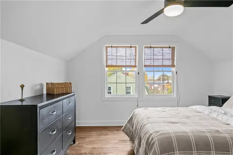 35 Hambly Road Tiverton RI 02878