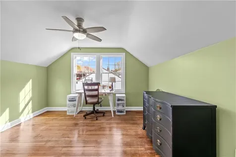 35 Hambly Road Tiverton RI 02878