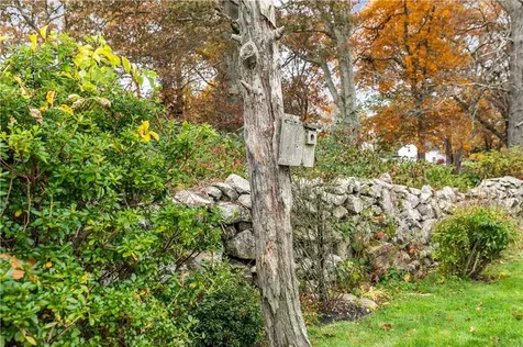 35 Hambly Road Tiverton RI 02878