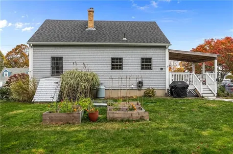 35 Hambly Road Tiverton RI 02878