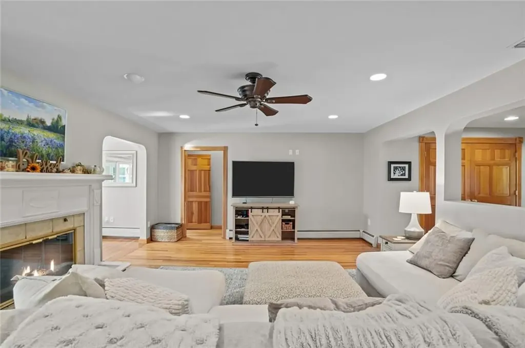 151 Old Jenckes Hill Road Lincoln RI 02865