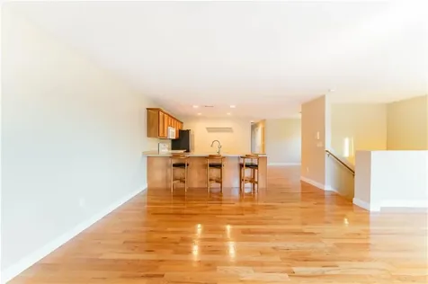 683 Metacom Avenue Bristol RI 02809