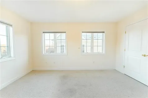 683 Metacom Avenue Bristol RI 02809