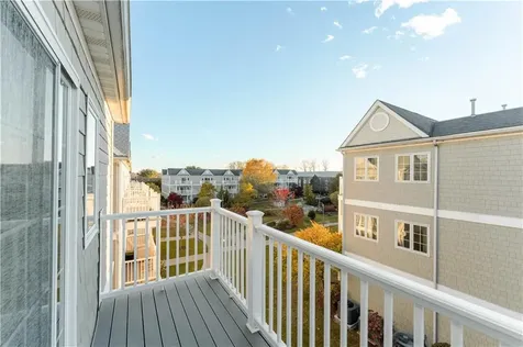 683 Metacom Avenue Bristol RI 02809