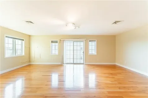 683 Metacom Avenue Bristol RI 02809