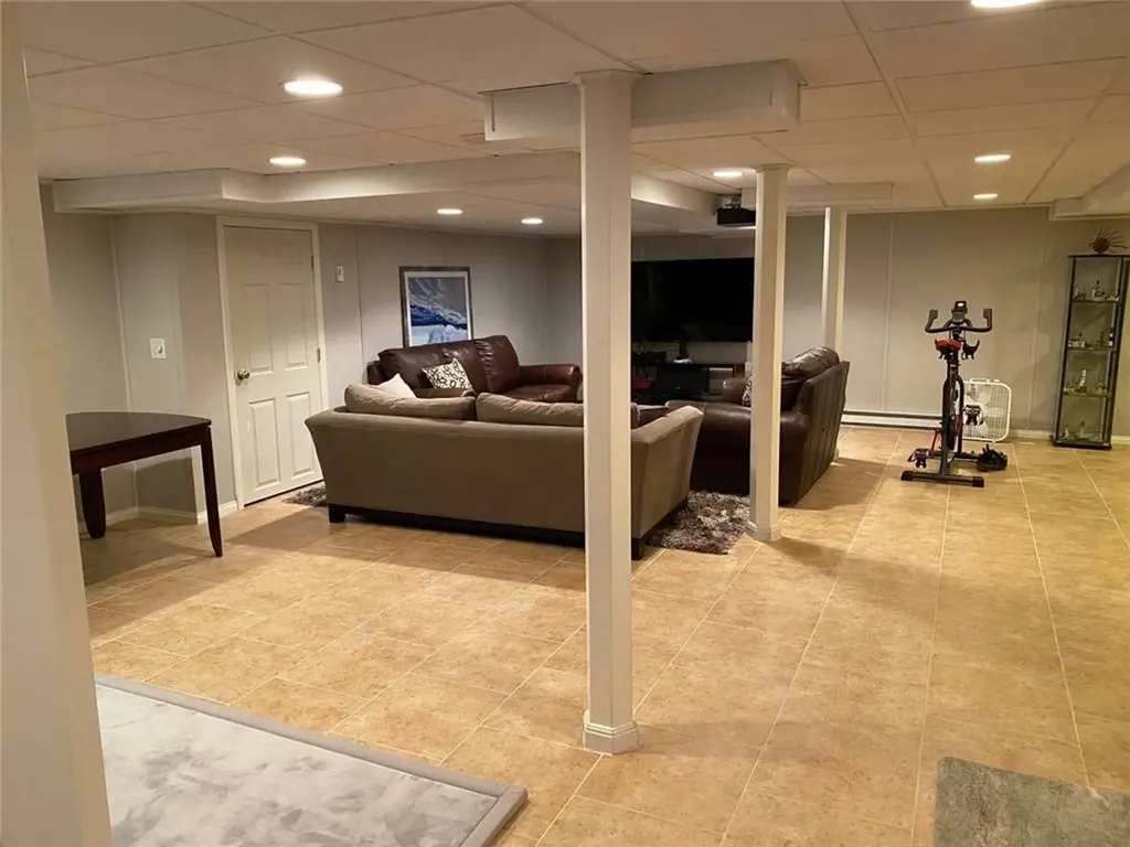 16 Boiling Spring Avenue Westerly RI 02891