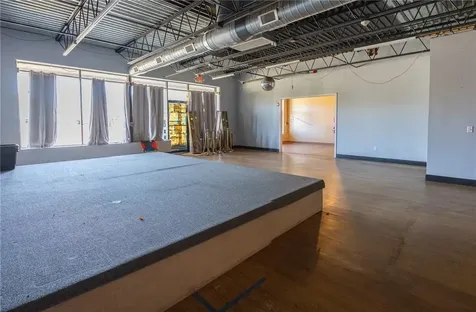 1627 West Main Road Portsmouth RI 02871