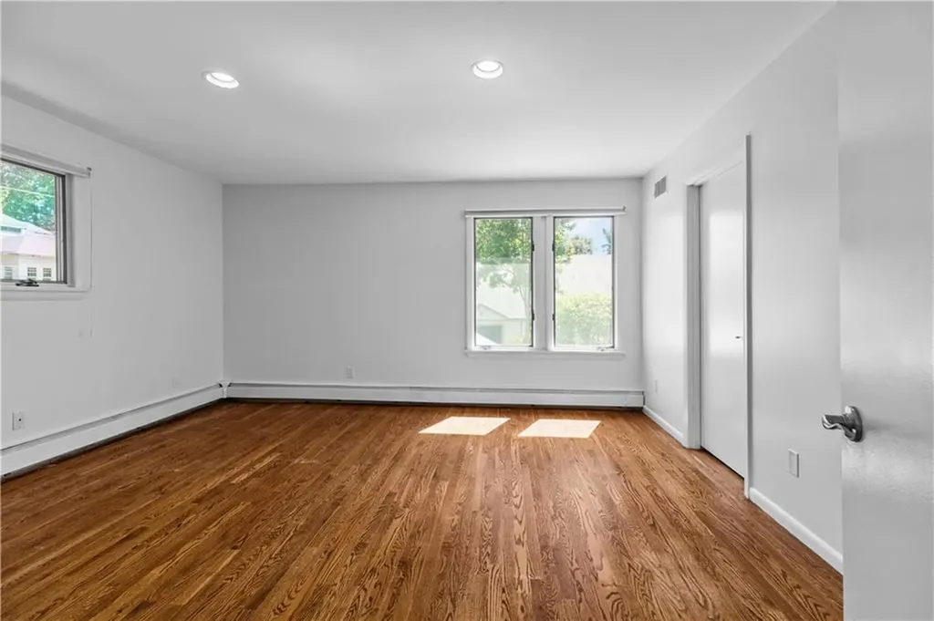 189 Laurel Avenue Providence RI 02906