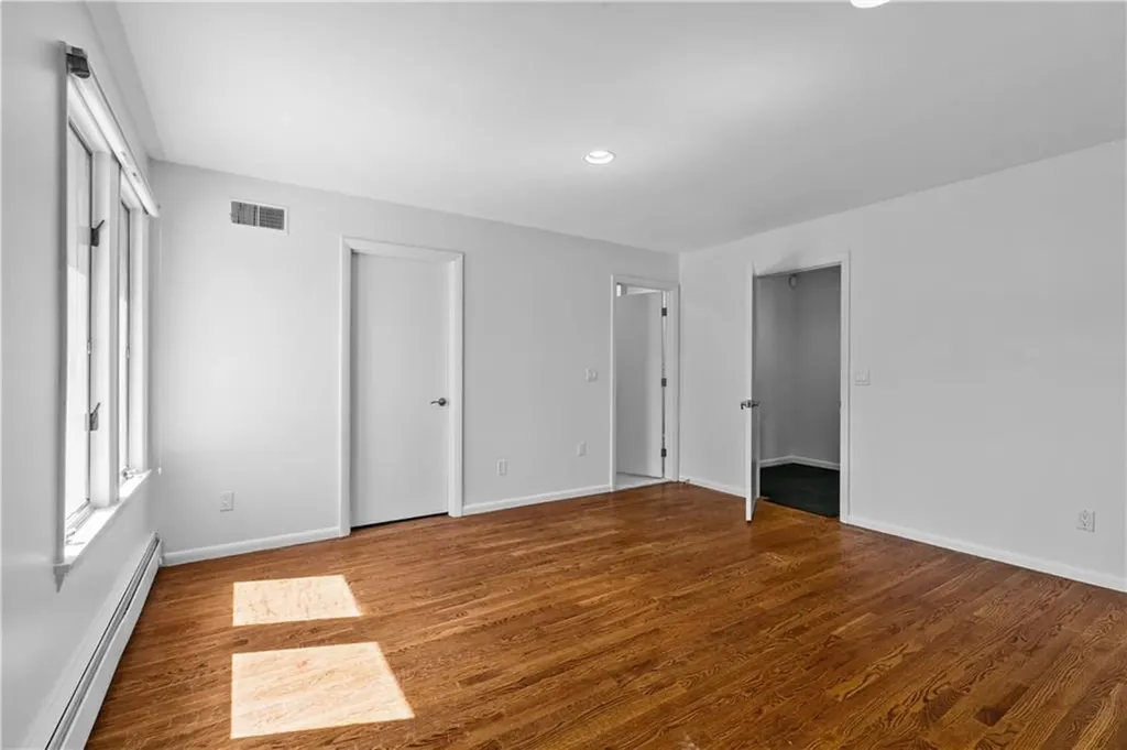 189 Laurel Avenue Providence RI 02906