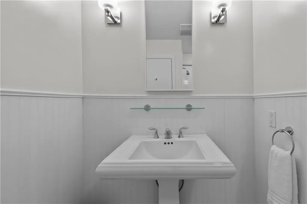 189 Laurel Avenue Providence RI 02906