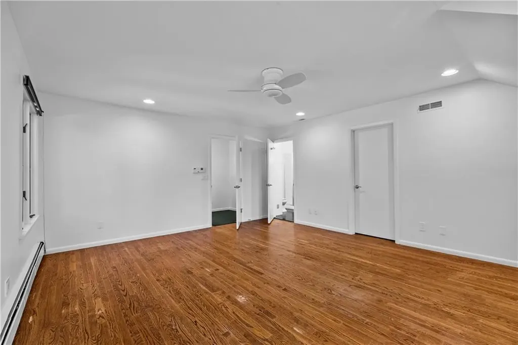 189 Laurel Avenue Providence RI 02906