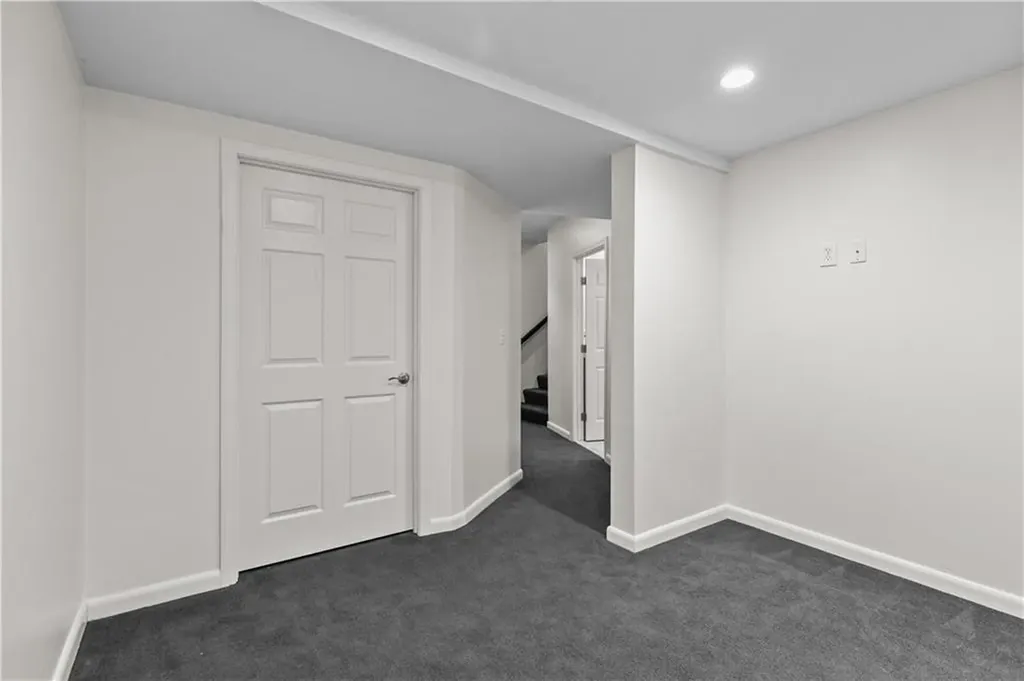 189 Laurel Avenue Providence RI 02906