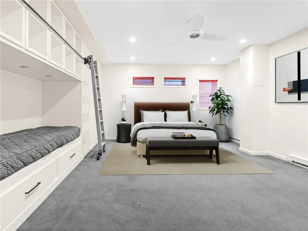 189 Laurel Avenue Providence RI 02906