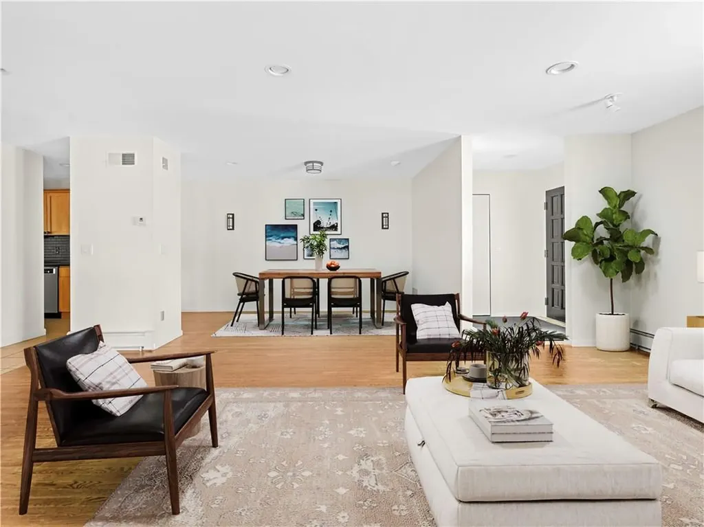 189 Laurel Avenue Providence RI 02906