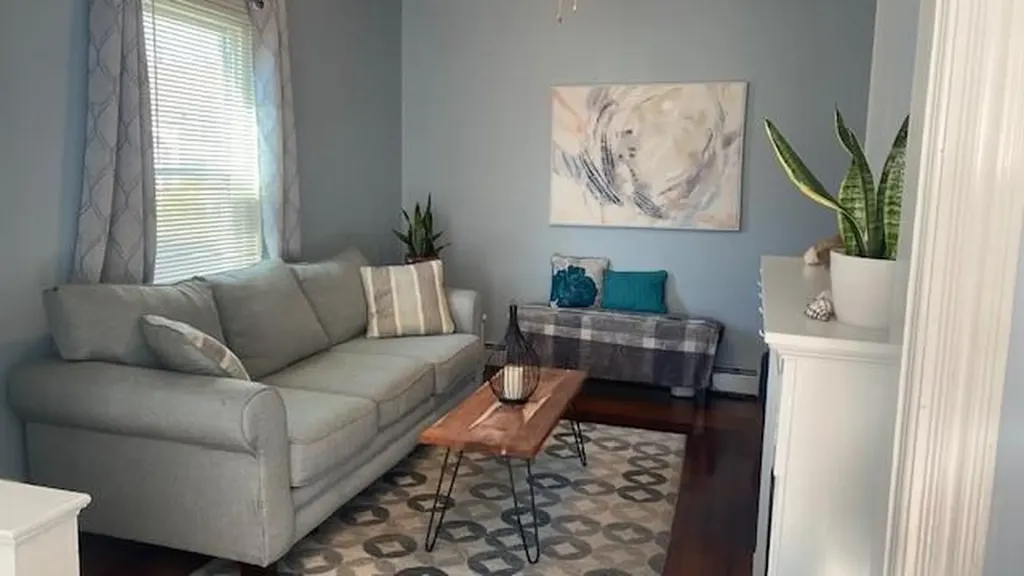 68 Cliffdale Avenue Cranston RI 02905