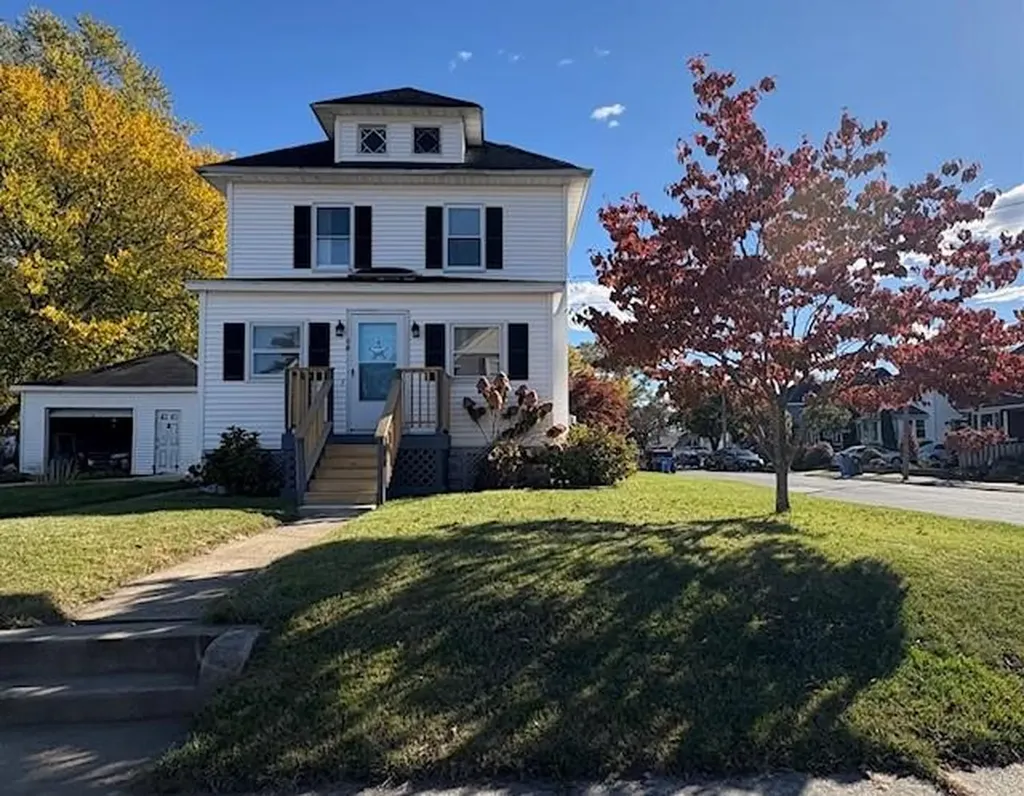 68 Cliffdale Avenue Cranston RI 02905