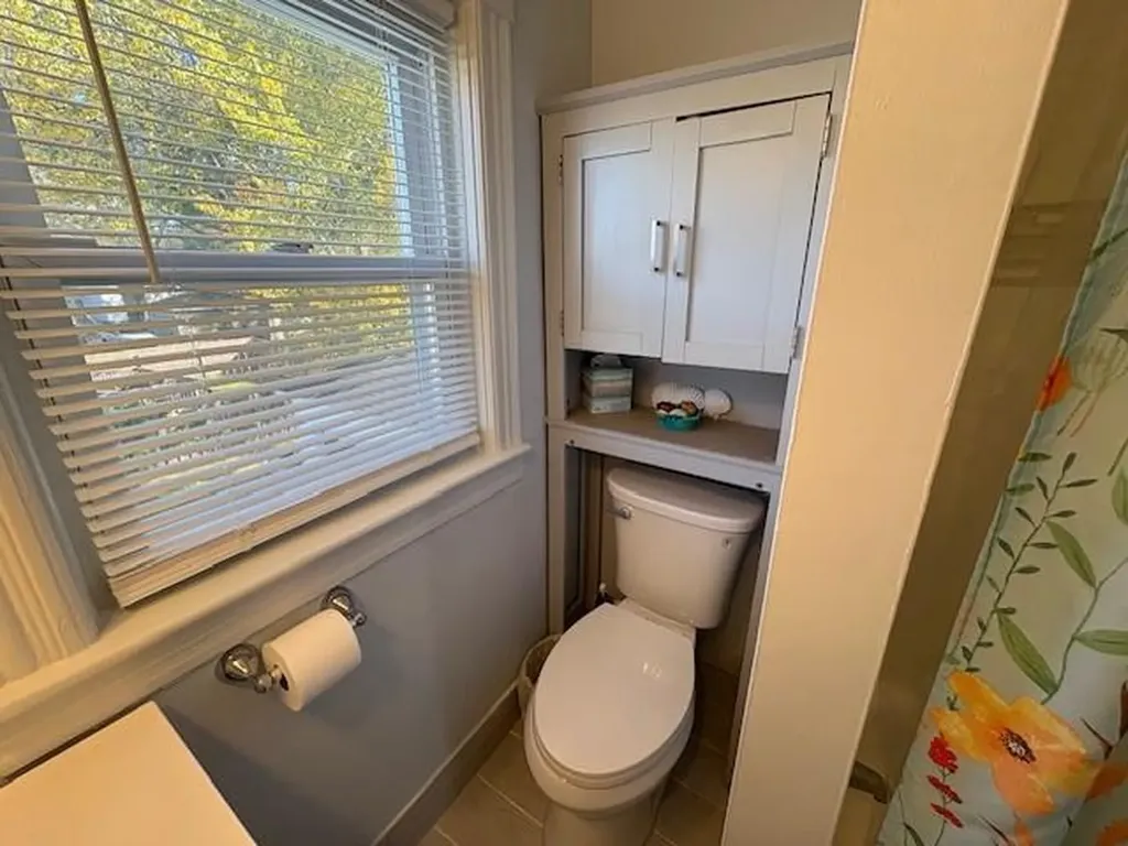 68 Cliffdale Avenue Cranston RI 02905