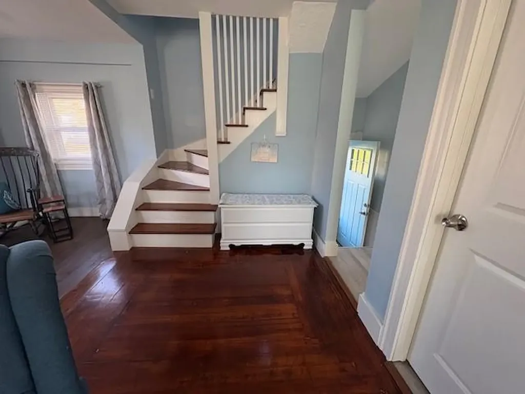 68 Cliffdale Avenue Cranston RI 02905