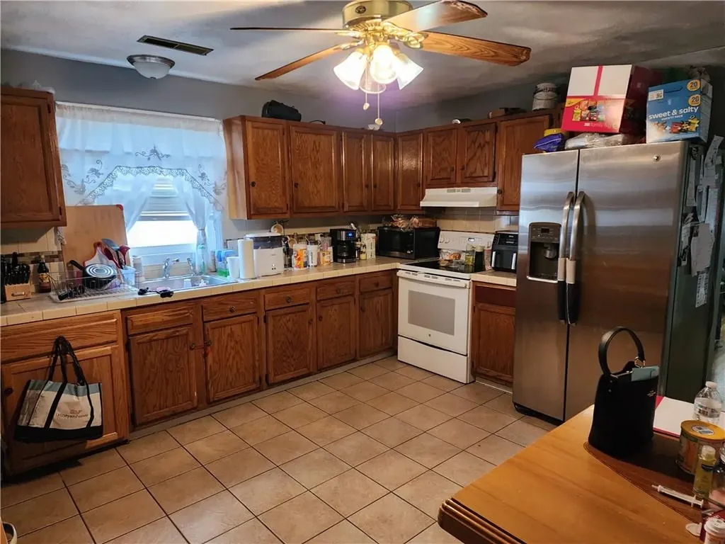 144 Daniel Avenue Providence RI 02909