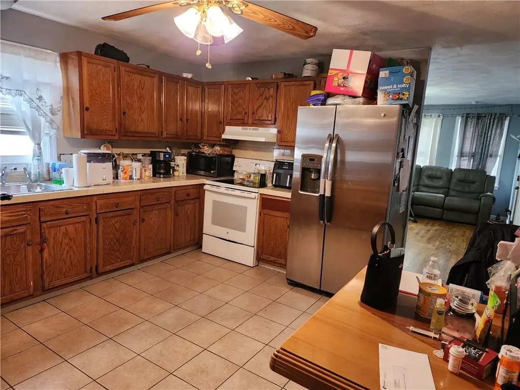 144 Daniel Avenue Providence RI 02909