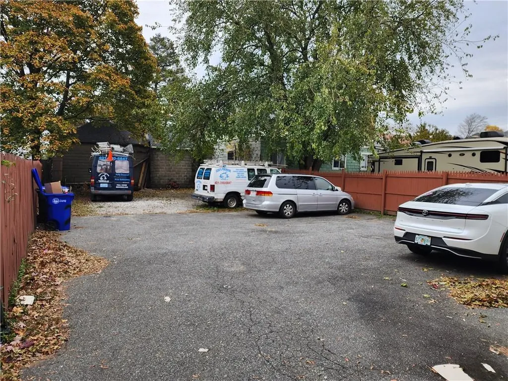 144 Daniel Avenue Providence RI 02909