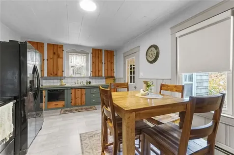 39 Tidewater Drive Warwick RI 02889