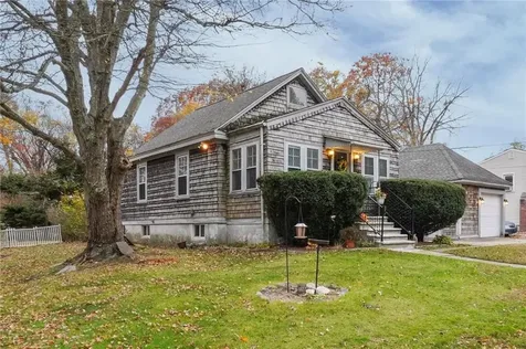 39 Tidewater Drive Warwick RI 02889