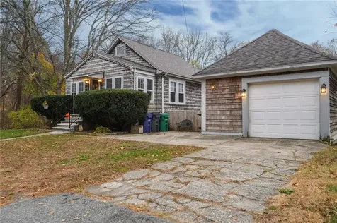 39 Tidewater Drive Warwick RI 02889