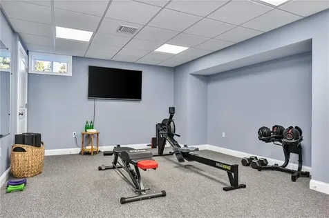 25 Asylum Road Warren RI 02885