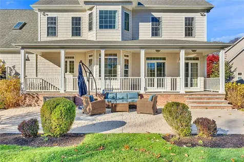 25 Asylum Road Warren RI 02885