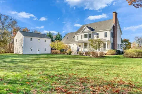 25 Asylum Road Warren RI 02885