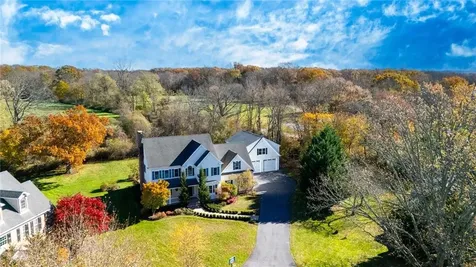 25 Asylum Road Warren RI 02885