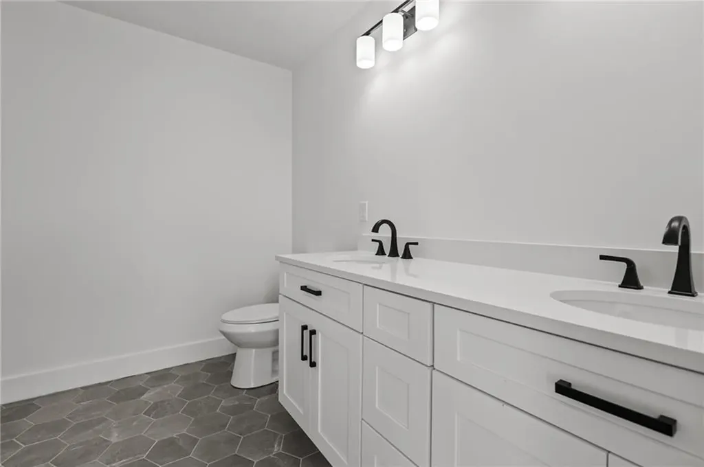 700 Sandy Lane Warwick RI 02889