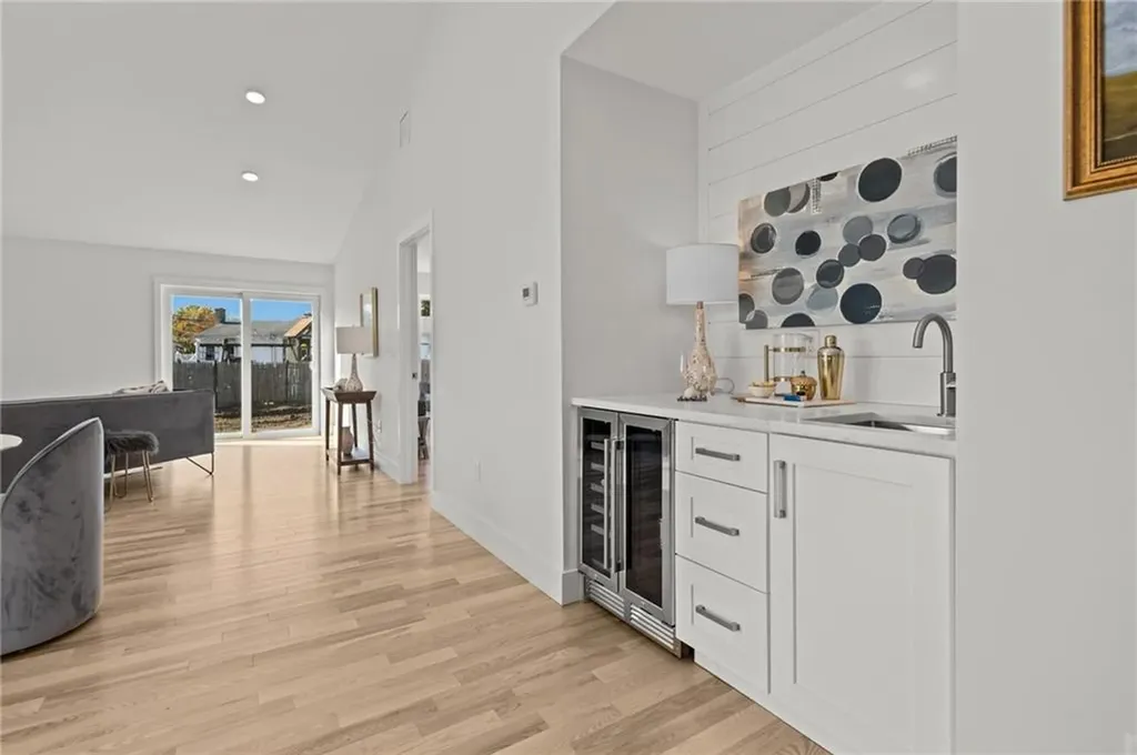 700 Sandy Lane Warwick RI 02889