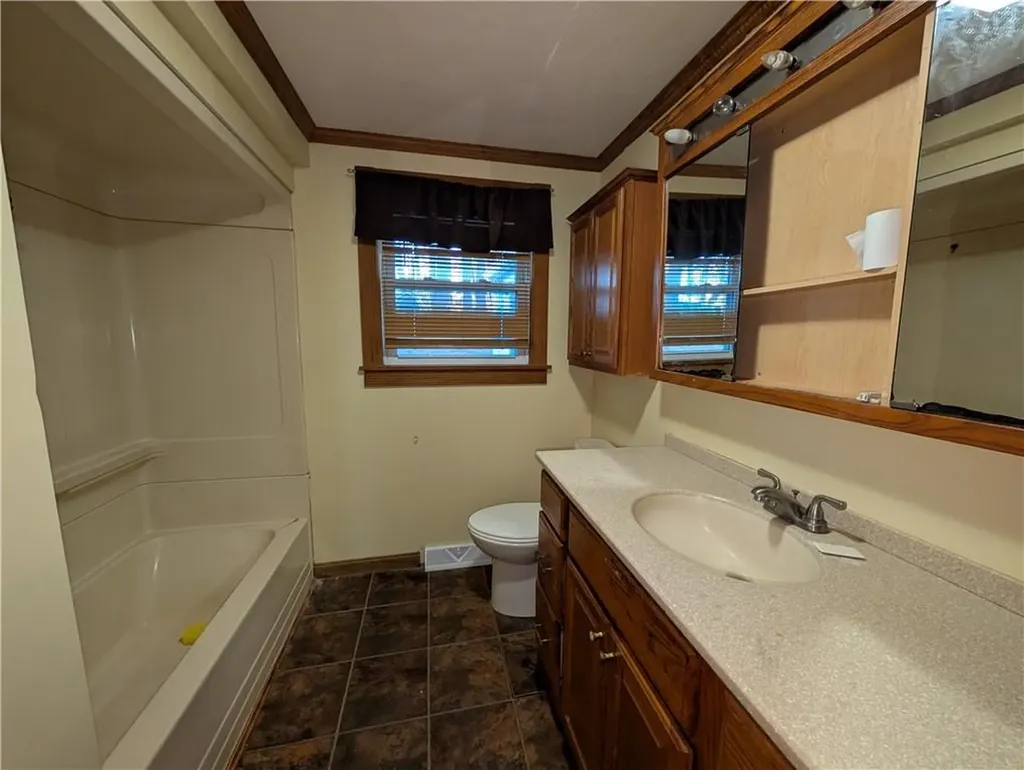 8 Grant Drive Coventry RI 02816