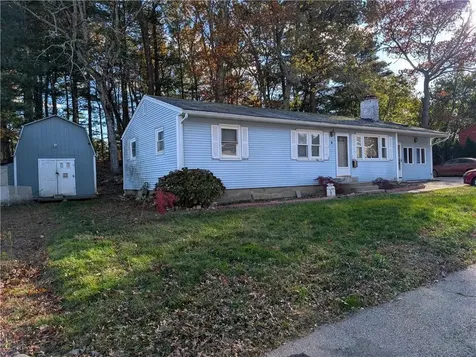 8 Grant Drive Coventry RI 02816