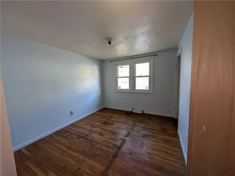 8 Grant Drive Coventry RI 02816