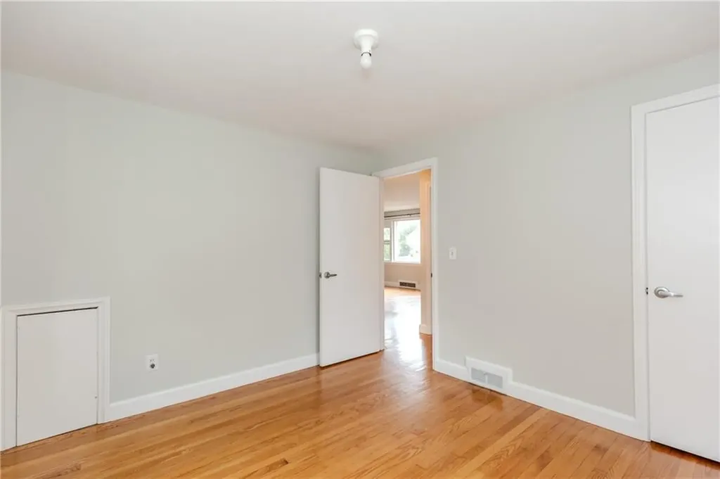 189 Poplar Drive Cranston RI 02920