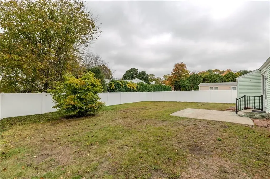 189 Poplar Drive Cranston RI 02920