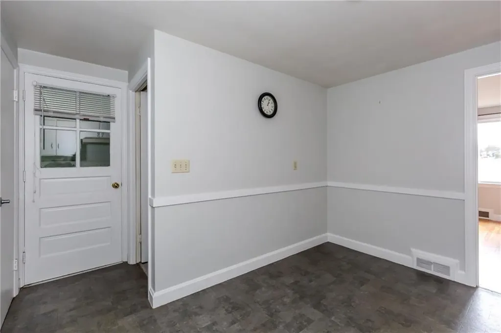 189 Poplar Drive Cranston RI 02920