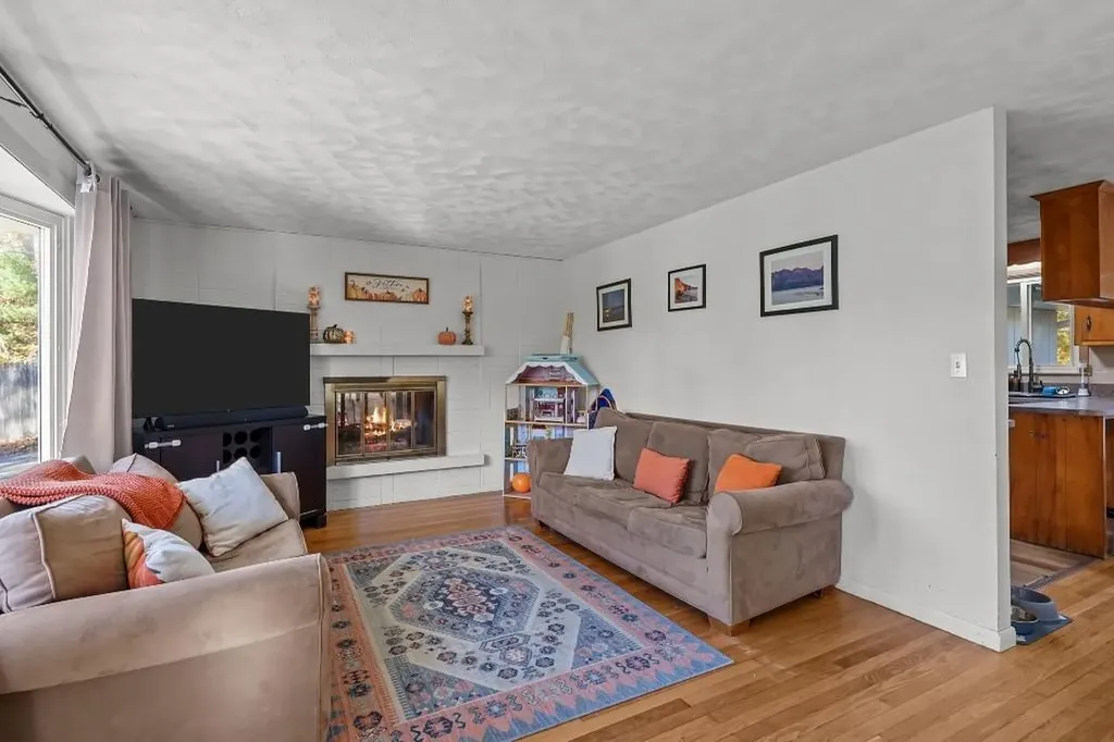 50 Circledale Drive Cumberland RI 02864