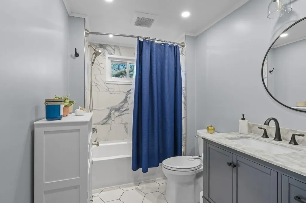 50 Circledale Drive Cumberland RI 02864