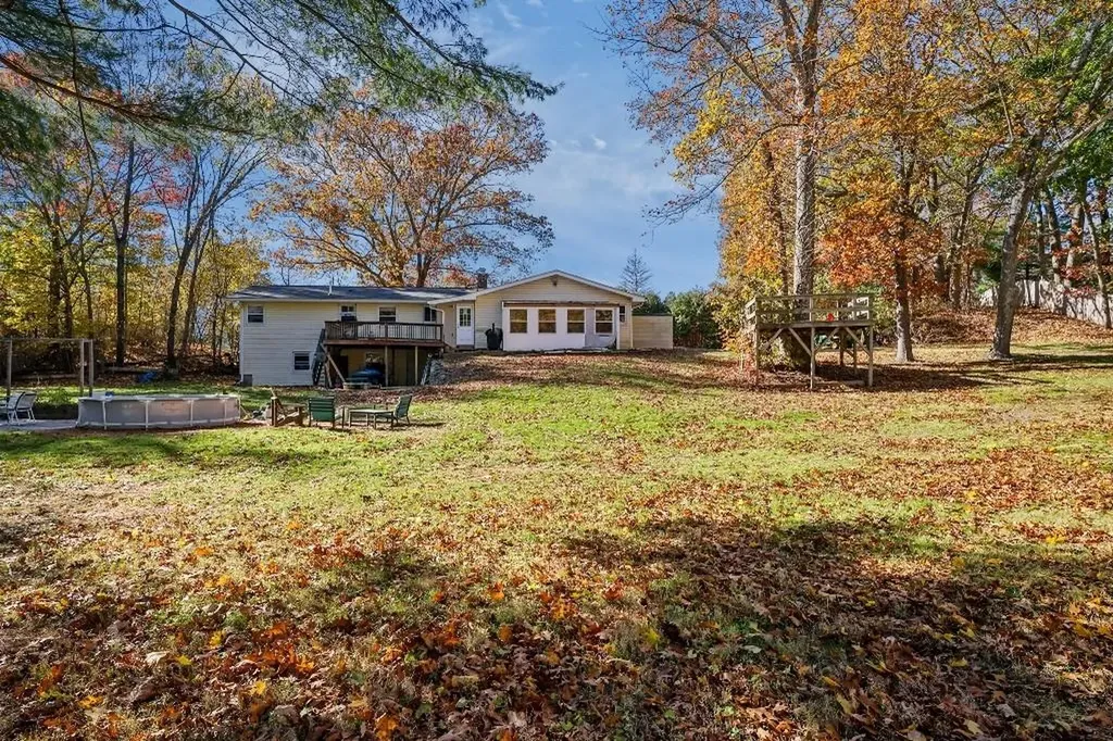 50 Circledale Drive Cumberland RI 02864