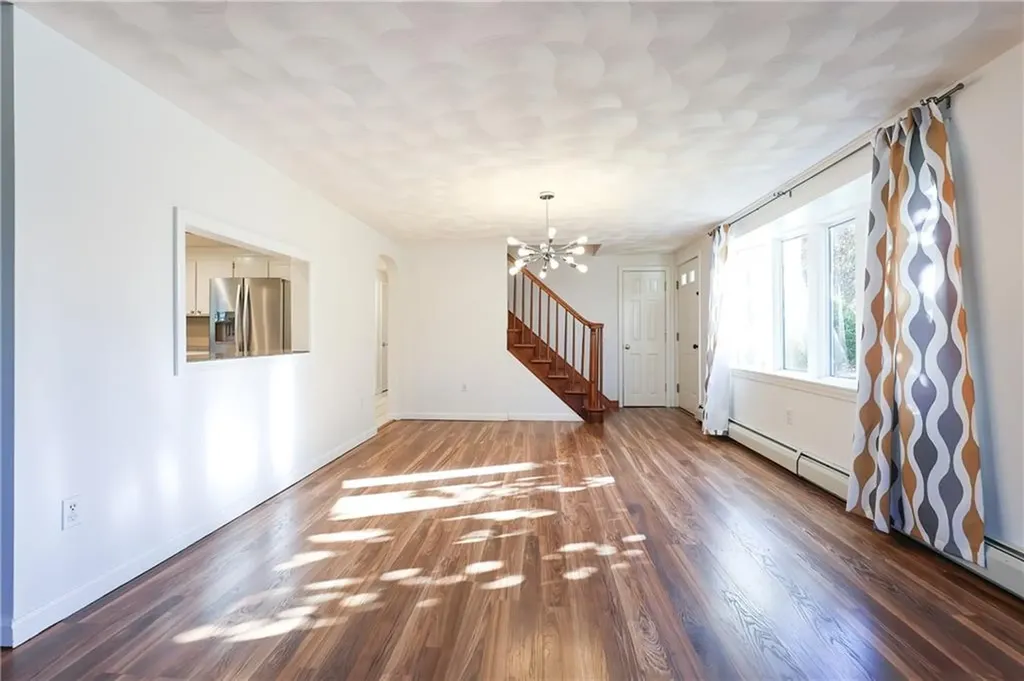 3 Grant Street Warwick RI 02886