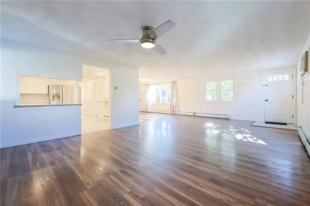 3 Grant Street Warwick RI 02886