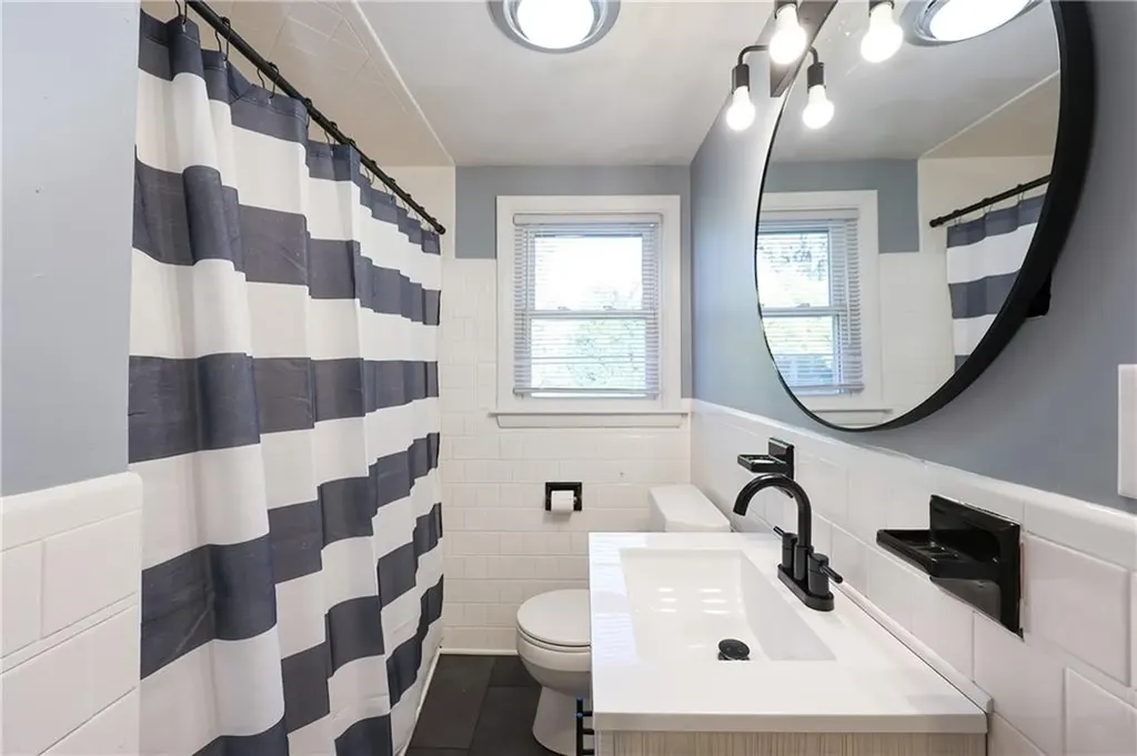 3 Grant Street Warwick RI 02886